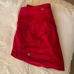 Lululemon Speed Up High-Rise Short 4” Size 6, Red